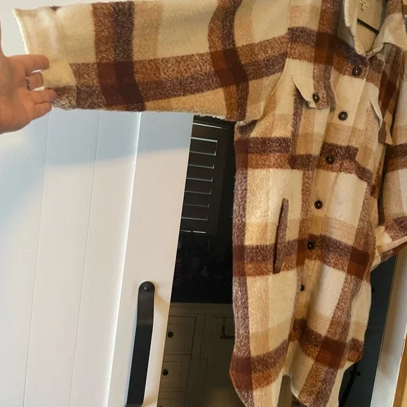 Plus Plaid Longline Wool Shacket 3x - Picture 5 of 8